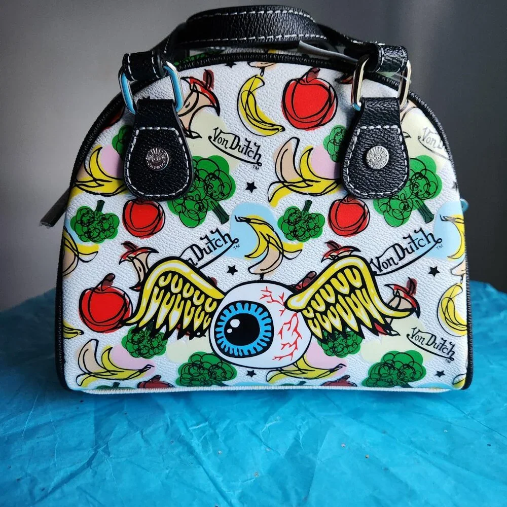 Von Dutch *NWT* Bowling Bag w/detachable strap - Picture 4 of 8